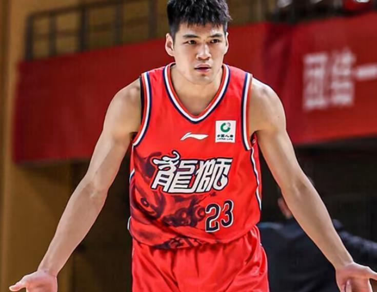 半岛体育-CBA球员回避条款，周琦不打新疆，陈国豪限制出场时间